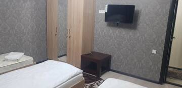 Фотографии Отели типа «постель и завтрак» Alpina`s Hostel г. Ош (Киргизия) №2 Фото Отели типа «постель и завтрак» Alpina`s Hostel г. Ош 2