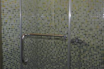 Фото номера Двухместный номер с 2 отдельными кроватями Гостевой дом Eco House г. Ош 13