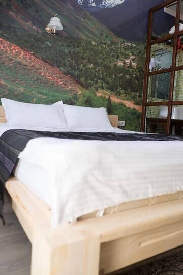Фото номера Улучшенный двухместный номер с 1 кроватью Гостевой дом Eco House г. Ош 10