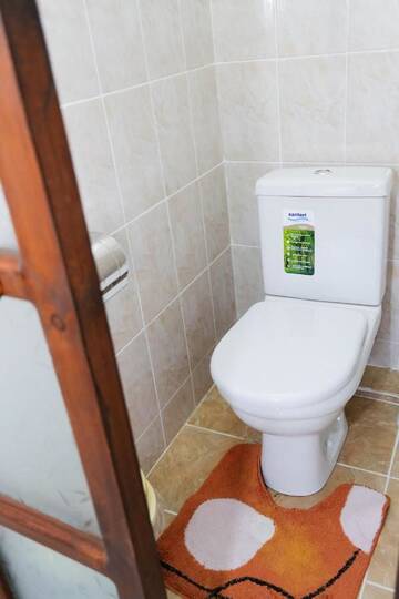 Фото номера Улучшенный двухместный номер с 1 кроватью Гостевой дом Eco House г. Ош 5