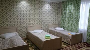 Фото номера Трехместный номер «Комфорт» Гостевой дом Guest House Voyage Osh г. Ош 7