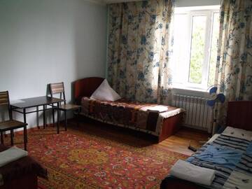 Фото номера Стандартный трехместный номер Хостелы Hostel Visit Osh г. Ош 5