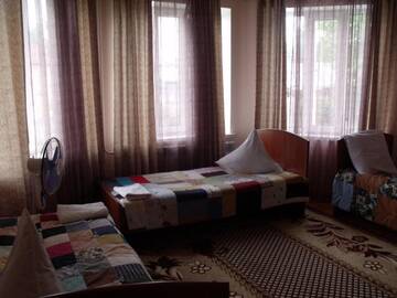 Фото номера Общий 4-местный номер для мужчин и женщин Хостелы Hostel Visit Osh г. Ош 3