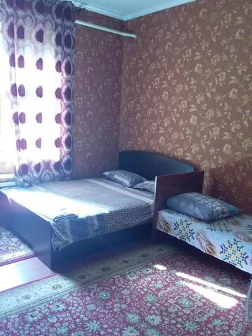 Фото номера Семейный номер Делюкс Гостевой дом Be my guest г. Ош 4