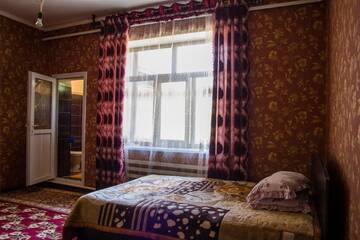 Фото номера Семейный номер Делюкс Гостевой дом Be my guest г. Ош 6