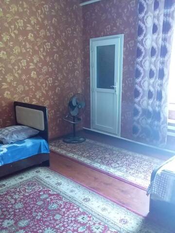 Фото номера Семейный номер Делюкс Гостевой дом Be my guest г. Ош 8