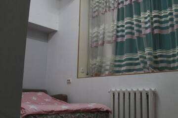 Фото номера Двухместный номер с 1 кроватью Гостевой дом Konok center hostel г. Ош 10