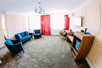 Фото номера Люкс Отель Osh Grand Hotel Chavo г. Ош 3