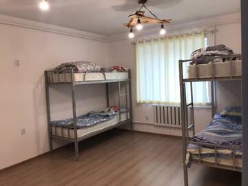 Фото номера Кровать в общем 8-местном номере Хостелы Hostel Muras in Osh г. Ош 3
